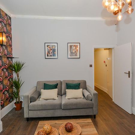 Cosy 1 Bedroom Home For Small Families Лондон Екстер'єр фото
